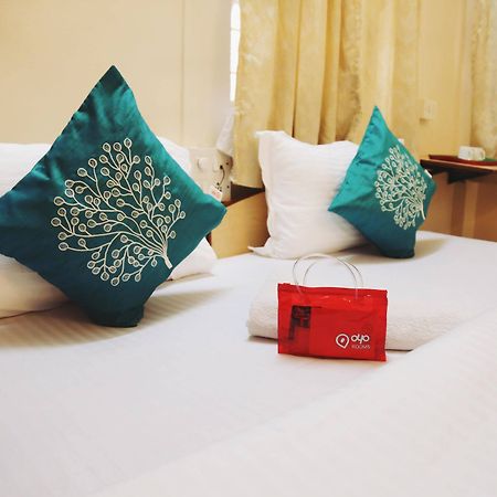 Oyo 946 Royce Studio Apartments Pune Exterior photo