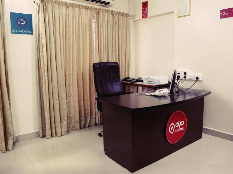Oyo 946 Royce Studio Apartments Pune Exterior photo